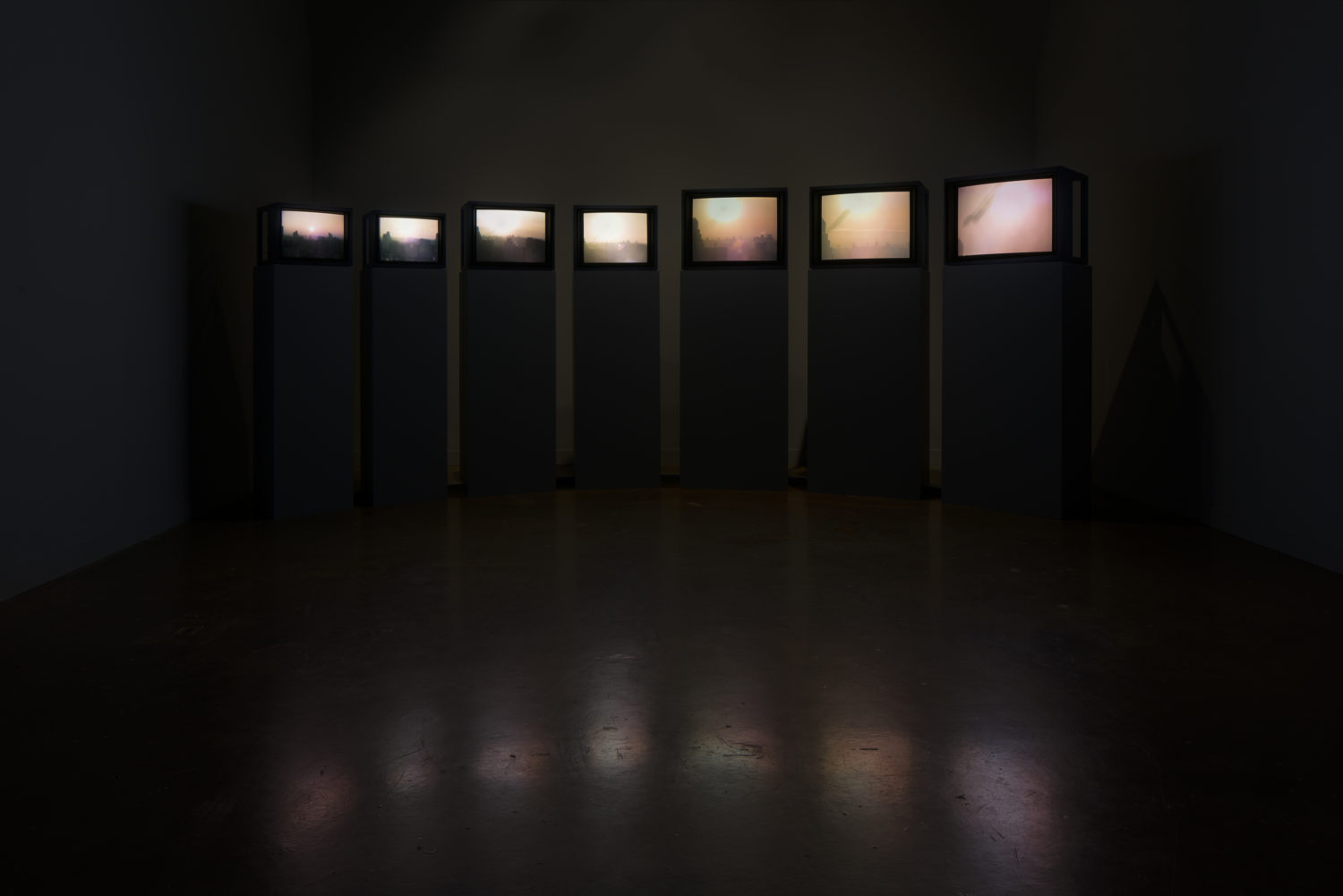 Mary Lucier, Equinox, 1979/2016<br /> Seven-channel video installation with sound, 33:00 min. 17 ft, 8 × 68 × 94 ¼ in. (539 × 173 × 239 cm)<br /> Courtesy the artist and Lennon, Weinberg, Inc., New York - Photo: Peter Harris Studio<br /> Exhibition installation view of Before Projection: Video Sculpture 1974–1995 at MIT<br />